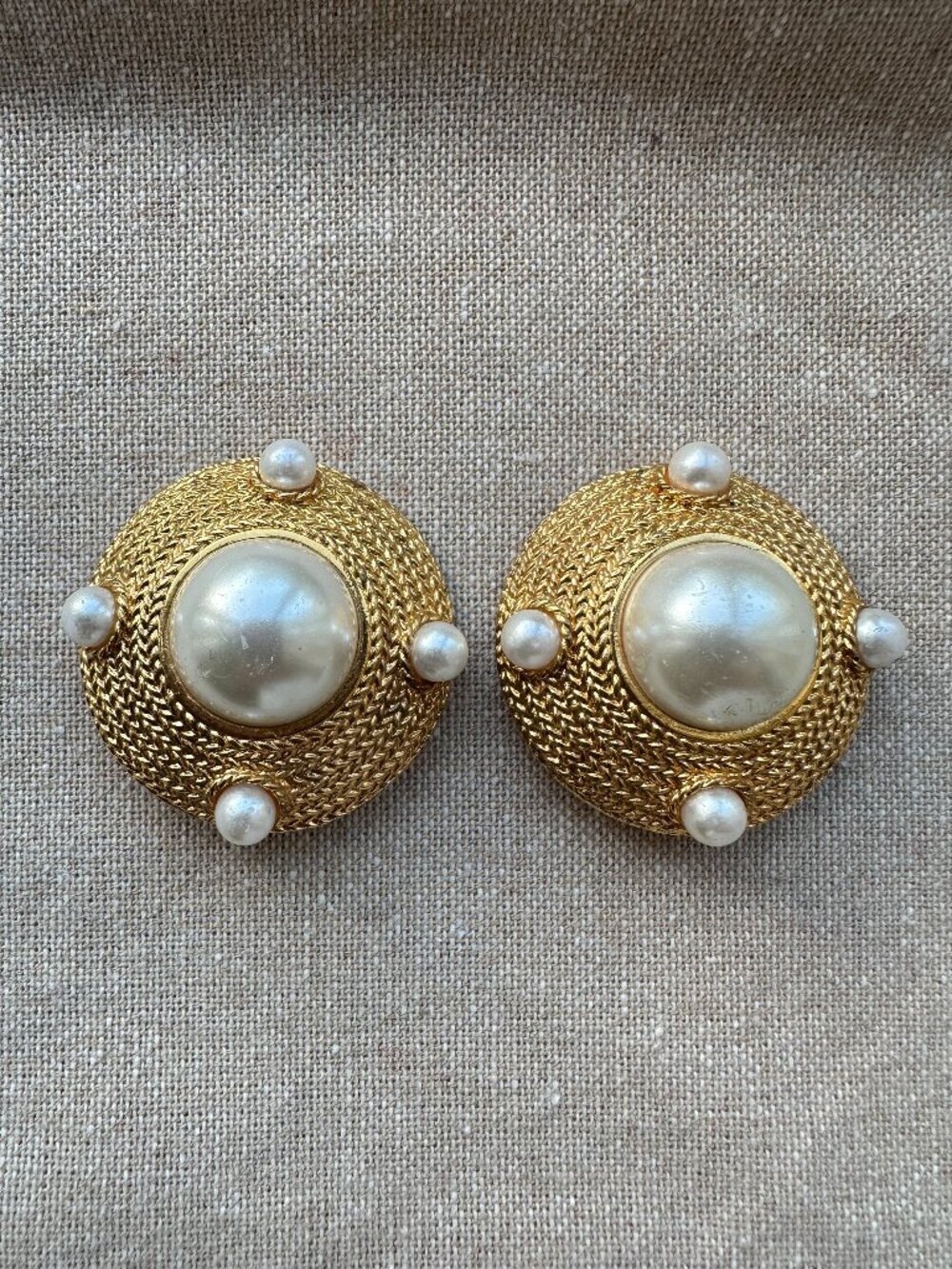 Vintage 1980s Gold Tone Faux Pearl Oversized Clip On Statement